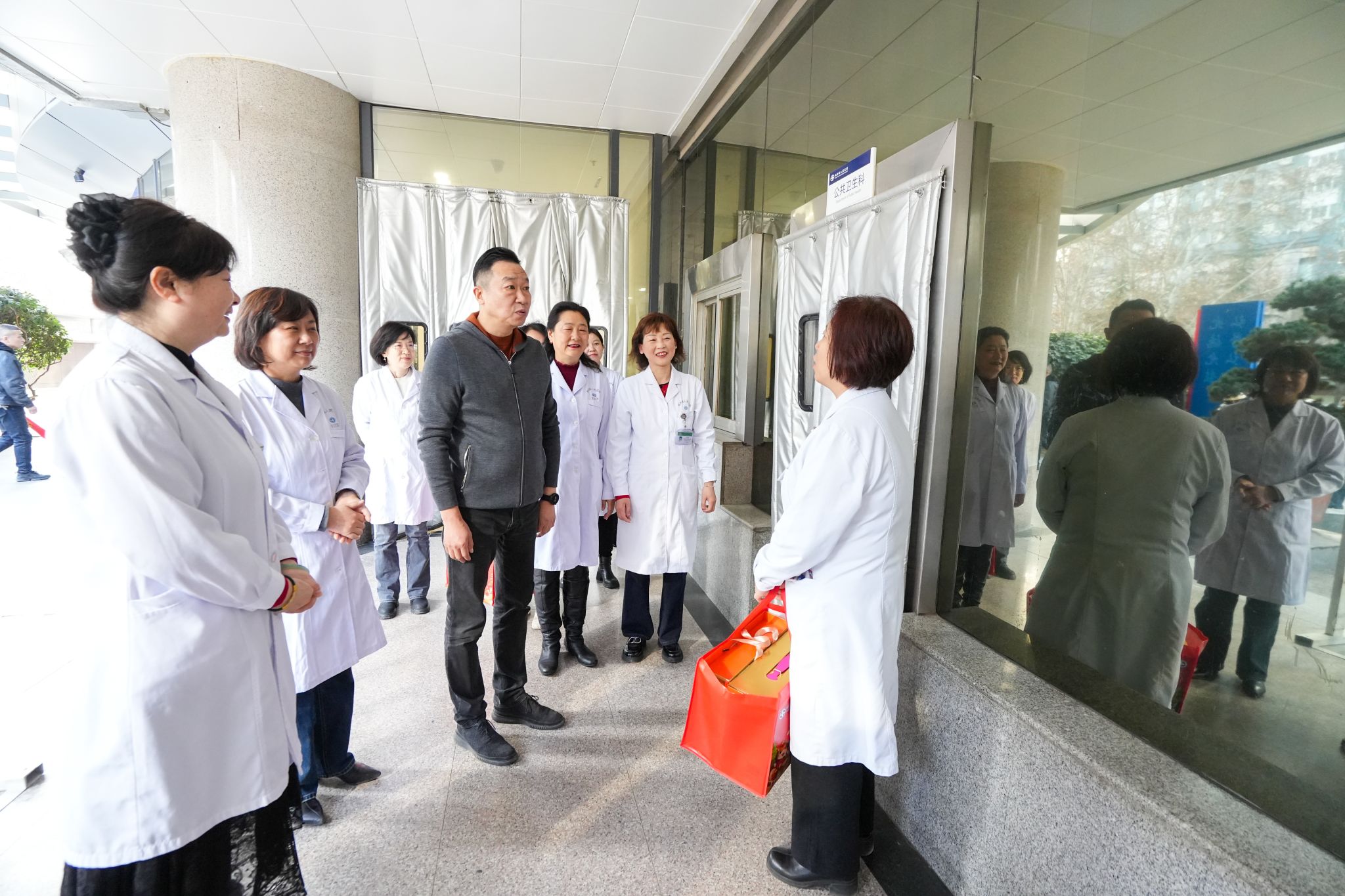 5F44D